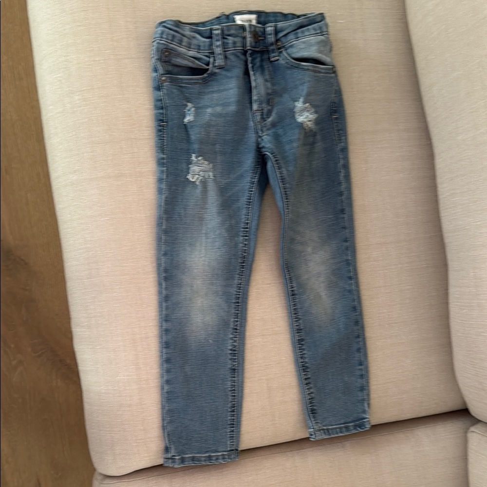 Men's Blue Distressed Jeans